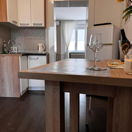 Post Apartmani A-1 Novi Sad Dış mekan fotoğraf